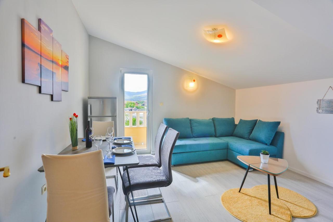 Apartments Maris Kastela Exterior photo